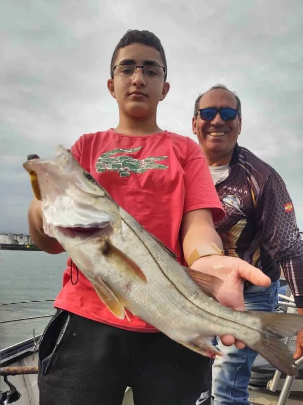 Pesca no canal de São Vicente Imagem